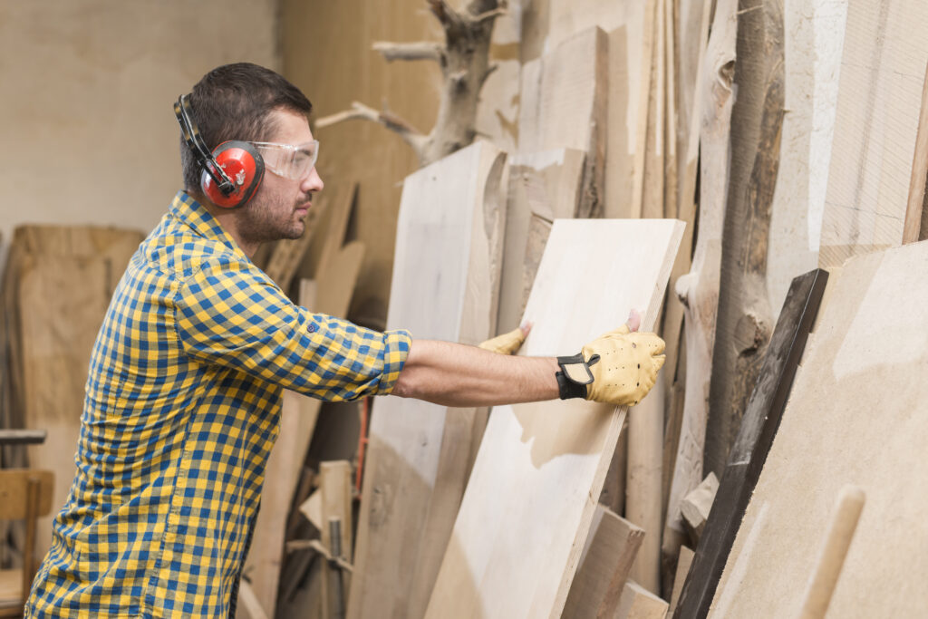 Plywood versus Particle Board